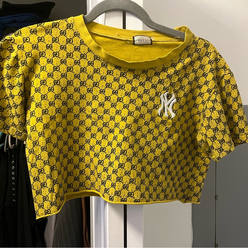 THRIFTED GUCCI T SHIRT CROPPED SIZE S